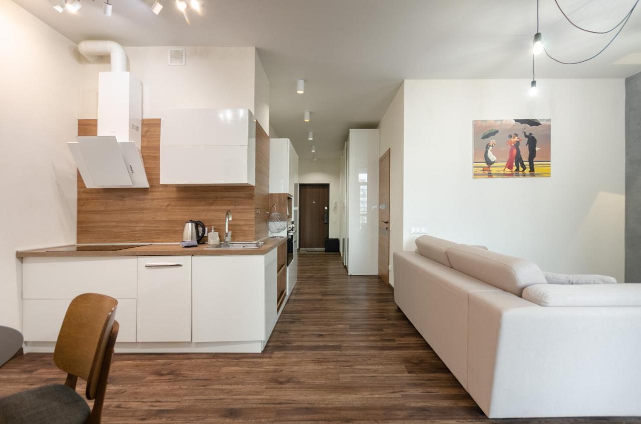 Petrovdom Apartaments 8-188 In Rc Central Park, 7 John Mccain Street Киев Екстериор снимка
